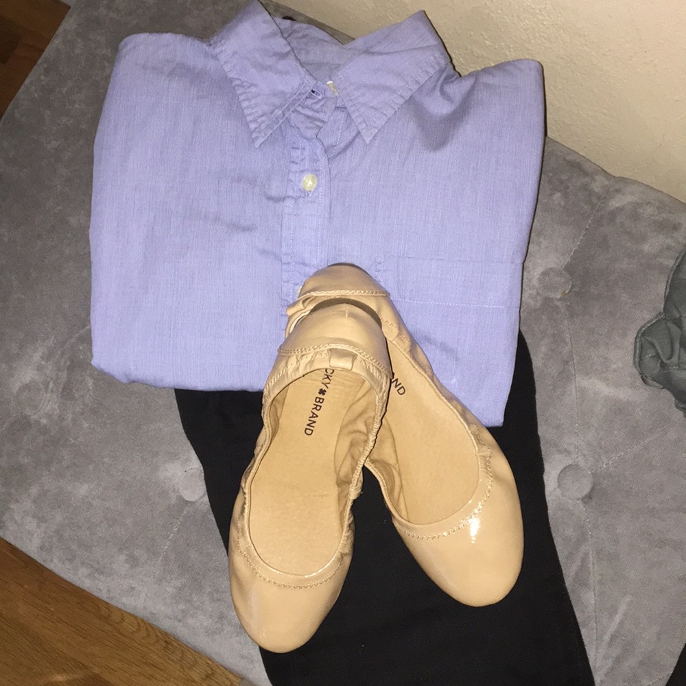 Lucky brand nude flats